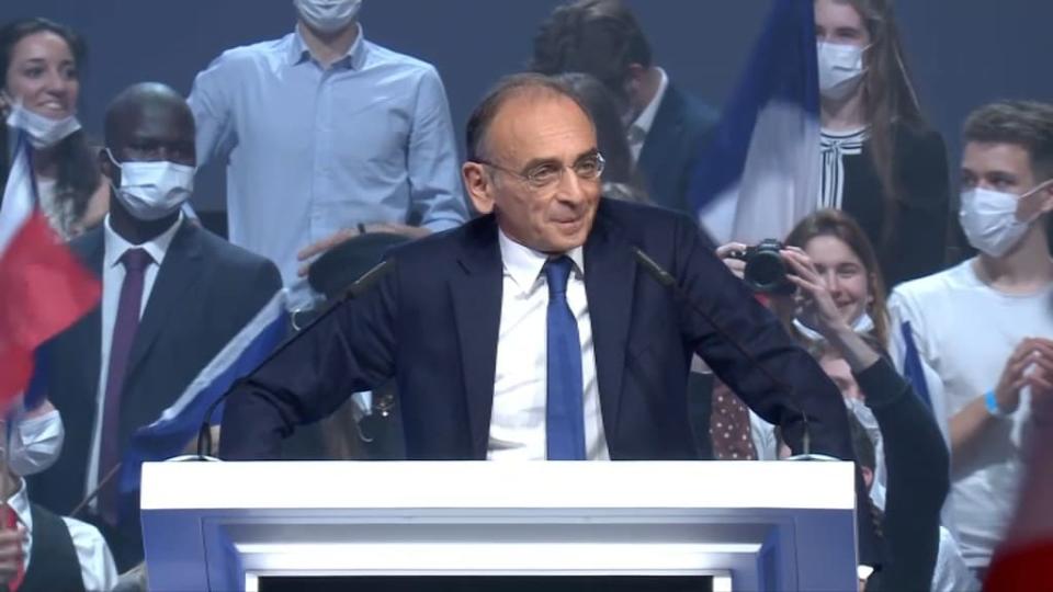 Éric Zemmour lors de son premier meeting à Villepinte le 5 décembre 2021 - BFMTV