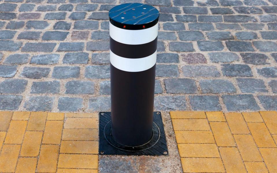 Bollard