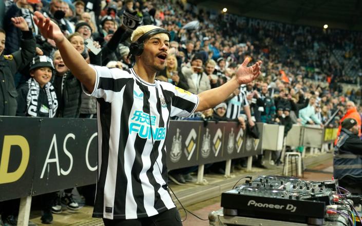 DJ Schak performs for the fans prior to kick-off in the Carabao Cup Semi Final second leg match at St. James's Park, Newcastle upon Tyne - Owen Humphreys/PA