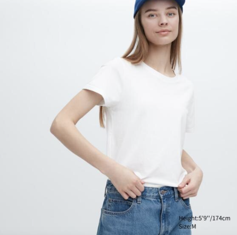 夏季不能沒有一件白Tee！參考「白Tee模範生」Hailey Bieber 4款簡本又時尚穿搭示範｜#WearThisAllWeek