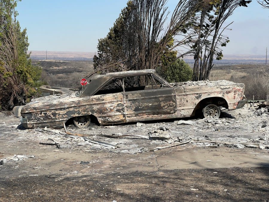 Large wildfire destroys homes and belongings in Canadian, Texas Feb. 27, 2024. (Ryan Chandler/Nexstar)