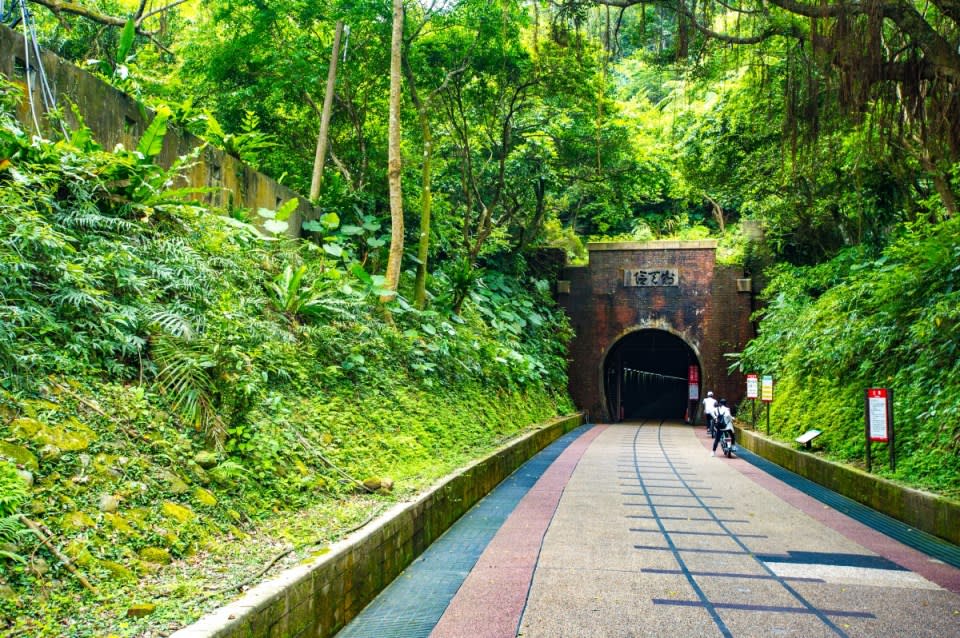 舊草嶺隧道（圖片來源：東北角暨宜蘭海岸國家風景區管理處）