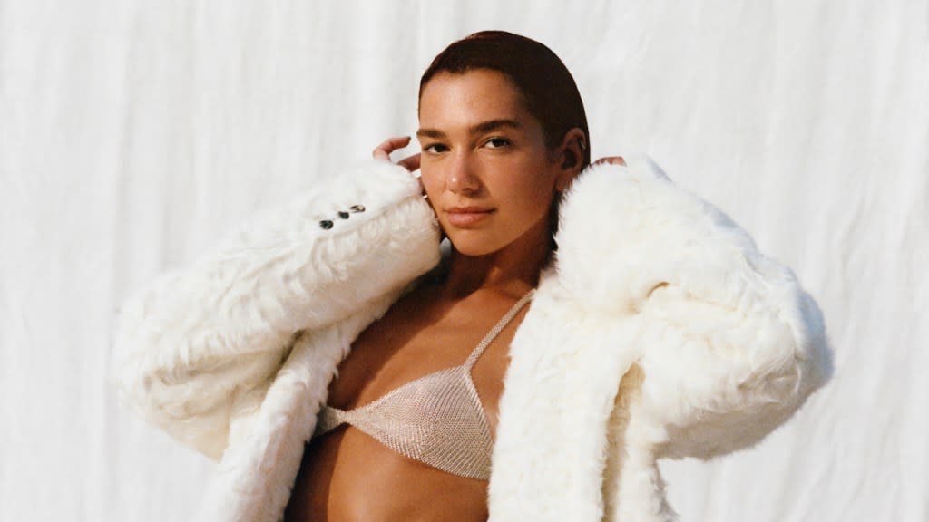 Dua Lipa | CREDIT: Tyrone Lebon.