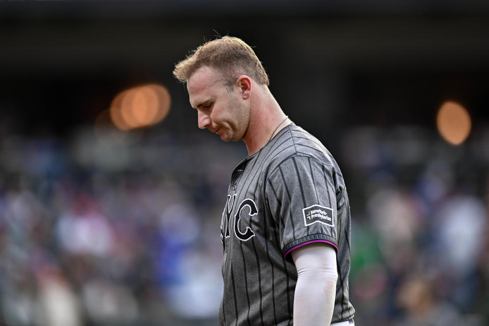 New York Mets first baseman Pete Alonso (20) reacts during the seventh inning against the Atlanta Braves on May 11, 2024, at Citi Field.