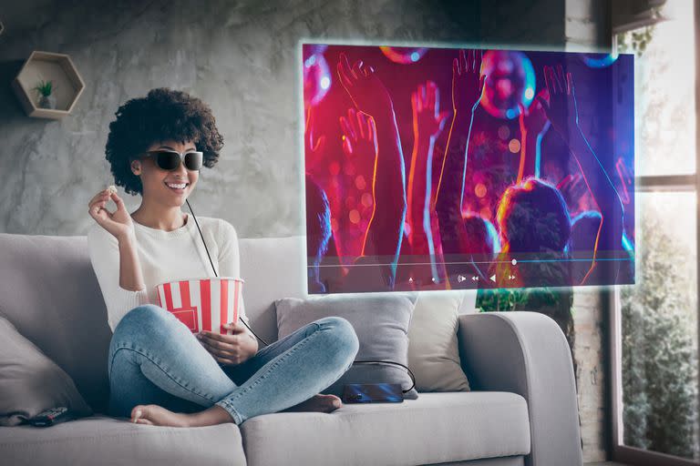 Los Lenovo Glasses T1 son anteojos con una pantalla incorporada que permiten ver contenido como si se tratata de un monitor gigante