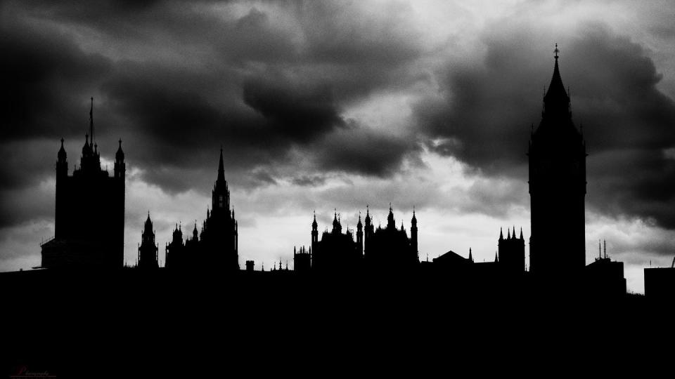 black and white sunset at westminster abbey with the big ben backlit taken in may before starting the repair works at the tower