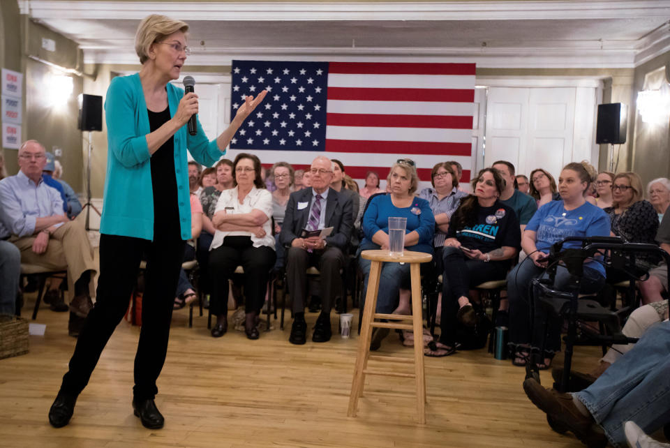 Massachusetts Sen. Elizabeth Warren speaks at a town hall in Ottumwa, Iowa. It was the most explicit Warren ever got regarding her plans to win the Democratic nomination. (Photo: Rachel Mummey / Reuters)