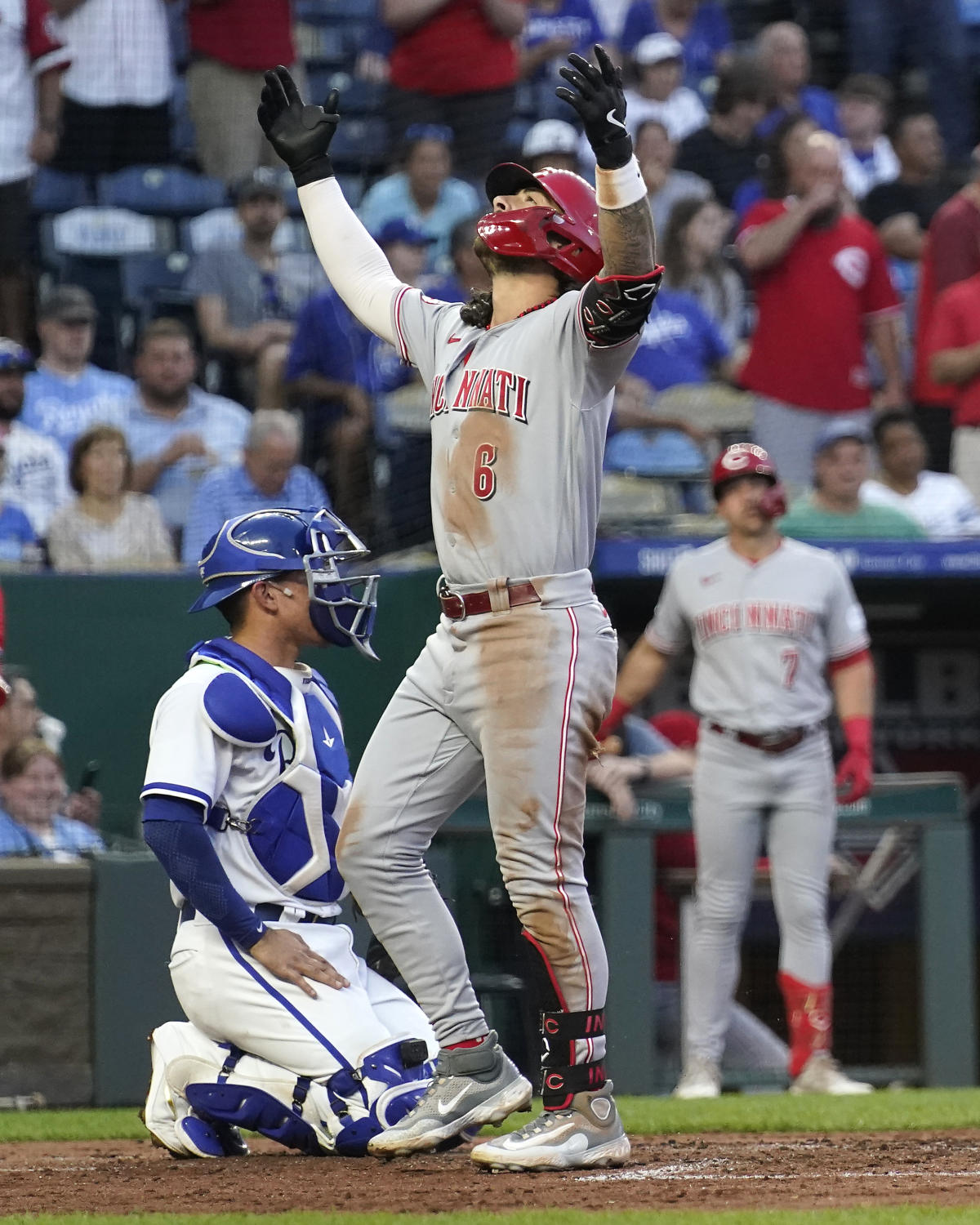 ST. LOUIS, MO - JUNE 09: Cincinnati Reds left fielder Stuart