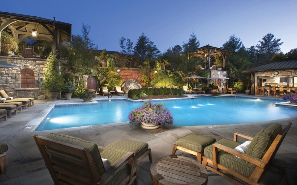 6. Old Edwards Inn & Spa, Highlands, North Carolina