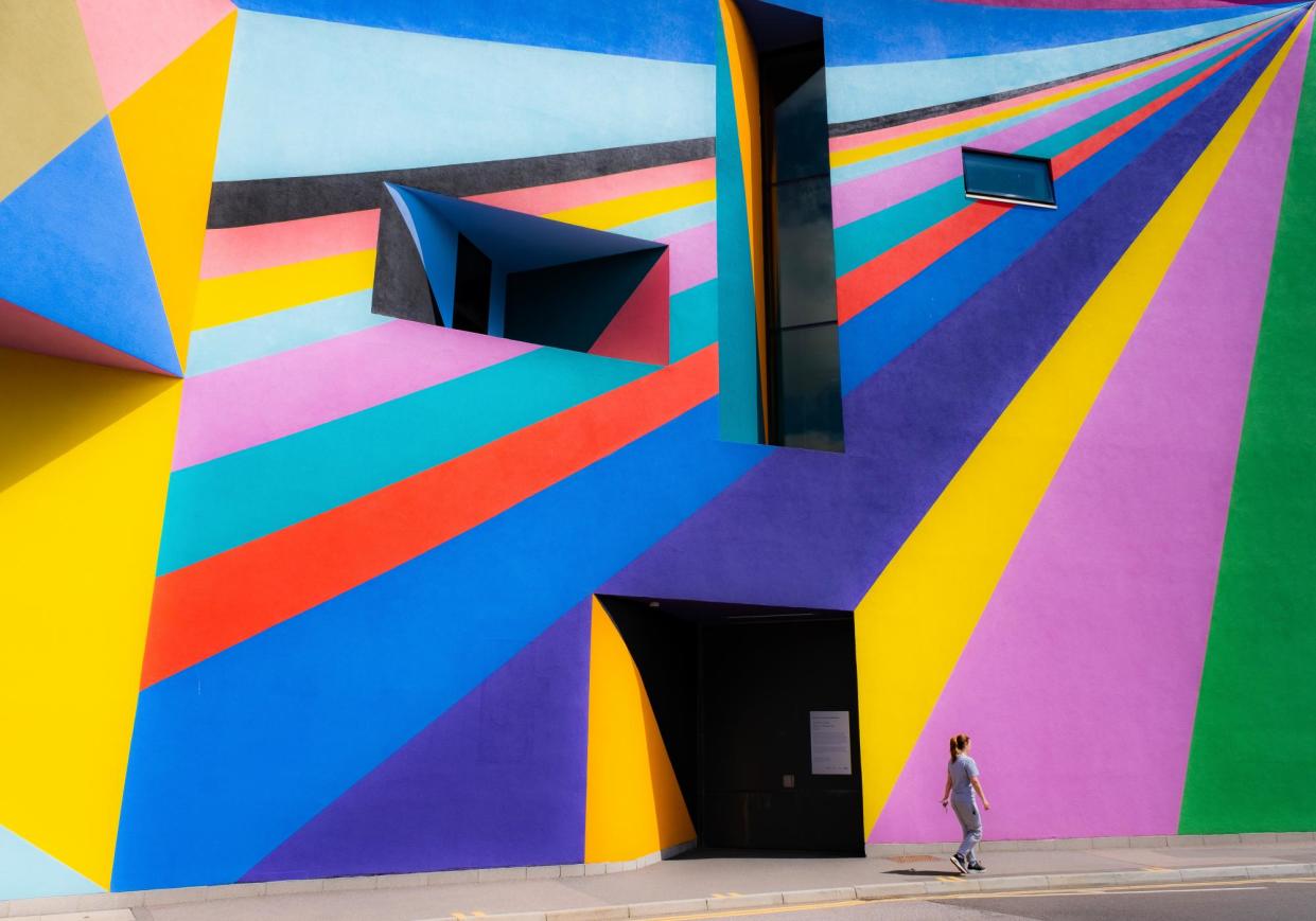 <span>Ian Cairns’ photograph of Eastbourne's Towner Gallery with geometric artwork by Lothar Götz. It was published on the Guardian’s letters page on 9 July 2022.</span><span>Photograph: Ian Cairns</span>