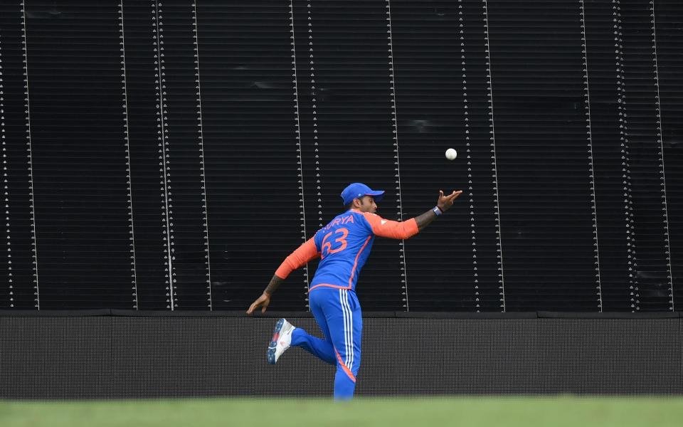 Suryakumar Yadav takes a sensational catch