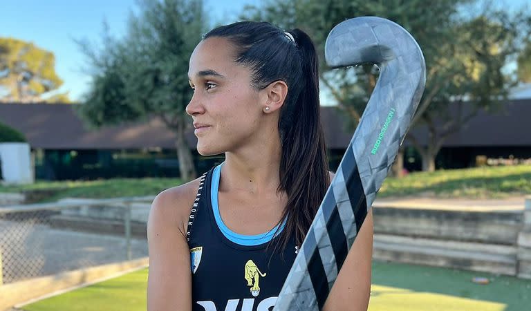 Jimena Cedrés sueña con el título mundial en Terrassa con las Leonas