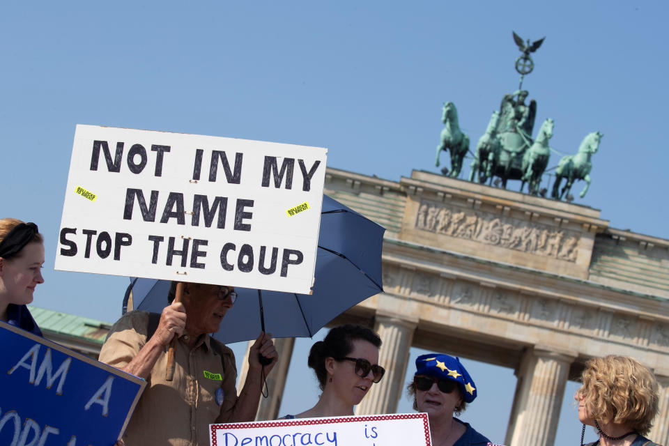 Activists protest against Brexit and the British Parliament suspension in front of Brandenburg Gate in Berlin, Germany August 31, 2019. REUTERS/Axel Schmidt