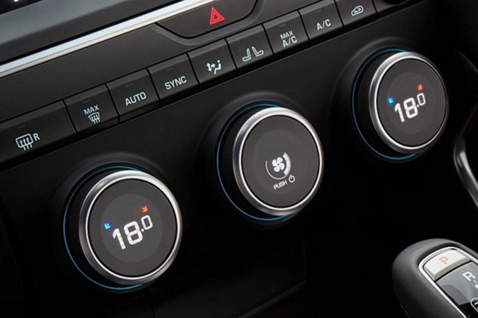 在夏季，汽車空調系統非常重要，美國消費者報告提出幾個建議事項，能增加車艙內的冷氣循環效率。