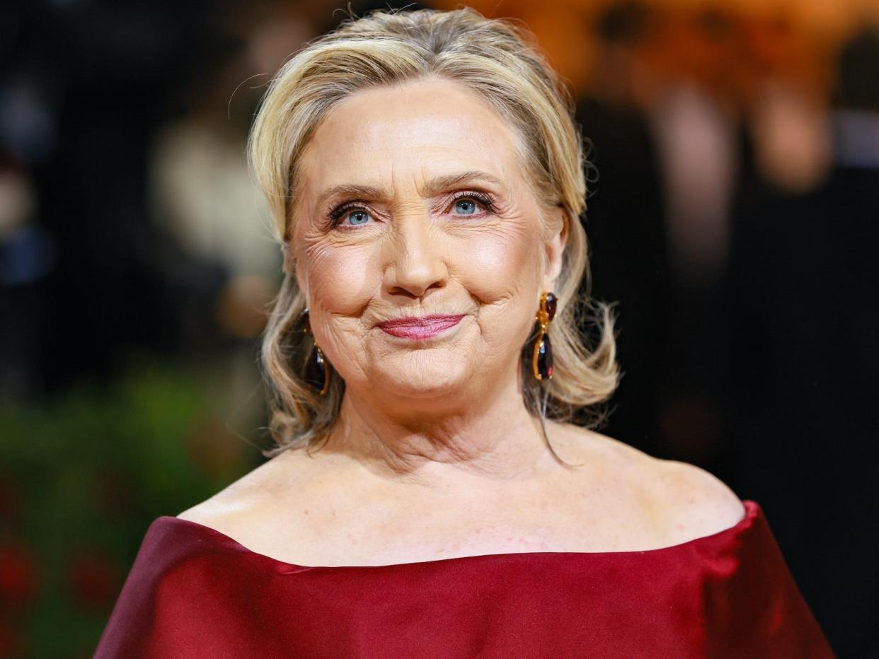 Hillary Clinton attends the 2022 Met Gala.