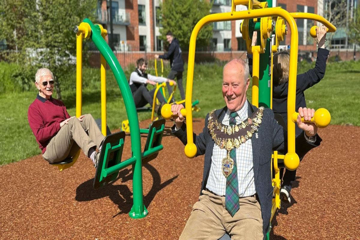 'A complete waste of money' New outdoor gym facility is introduce to popular park <i>(Image: Newbury Town Council)</i>