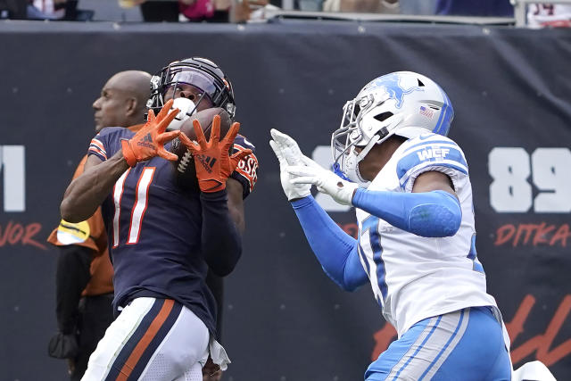 Detroit Lions running back Jamaal Williams still arms Chicago Bears inside  linebacker Roquan Smith during the first half of an NFL football game Sunday,  Oct. 3, 2021, in Chicago. (AP Photo/Nam Y.