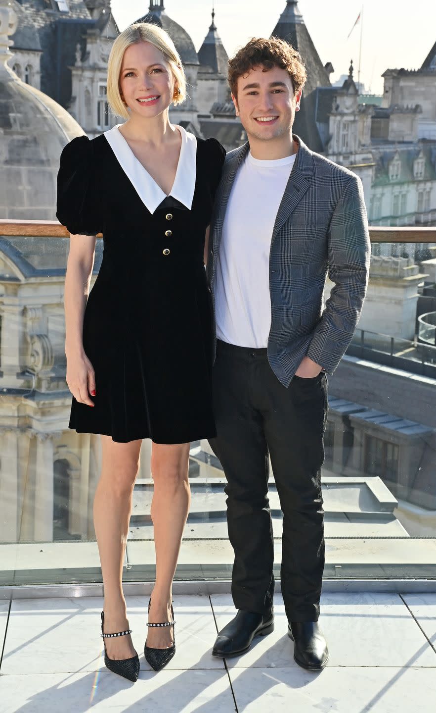 <span class="caption">Michelle Williams and Gabriel LaBelle attend the London photocall for "The Fabelmans" at the Corinthia Hotel London on January 19, 2023 in London, England.</span><span class="photo-credit">David M. Benett - Getty Images</span>