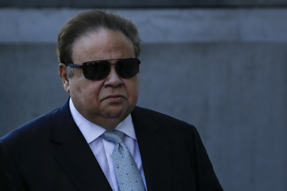 NEWARK, NJ - APRIL 02:  Dr. Salomon Melgen arrives at a federal court to be indicted on corruption charges on April 2, 2015 in Newark, New Jersey. Melgen and U.S. Sen. Robert Menendez (D-NJ) are being indicted on corruption charges stemming from the senator being accused of accepting nearly $1 million in gifts and campaign contributions.  (Photo by Kena Betancur/Getty Images)