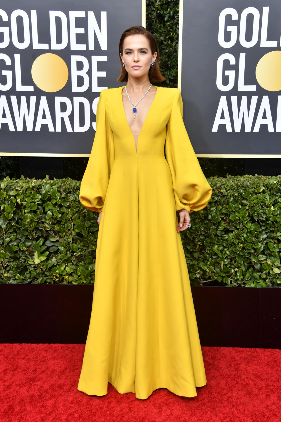 BEVERLY HILLS, CALIFORNIA - JANUARY 05: Zoey Deutch attends the 77th Annual Golden Globe Awards at The Beverly Hilton Hotel on January 05, 2020 in Beverly Hills, California. (Photo by Frazer Harrison/Getty Images)