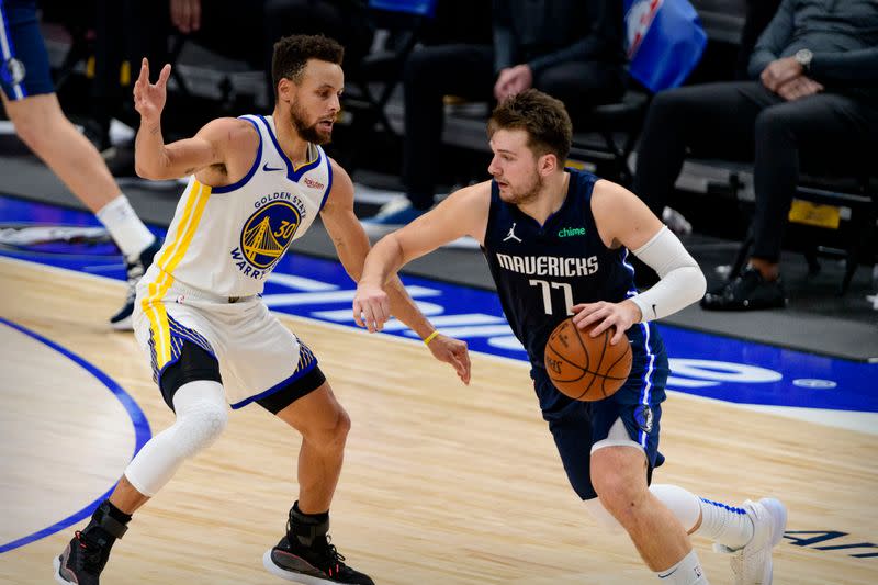 Stephen Curry Luka Doncic To Renew Rivalry When Mavericks Visit Warriors