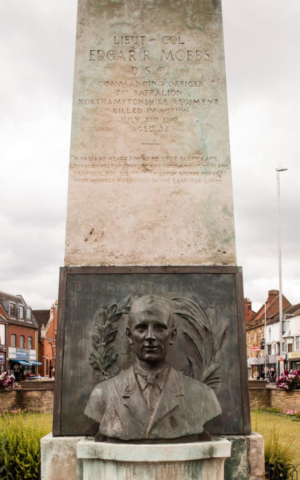 Memorial to Edgar Mobbs, Abington Square, Northampton - Credit: Historic England