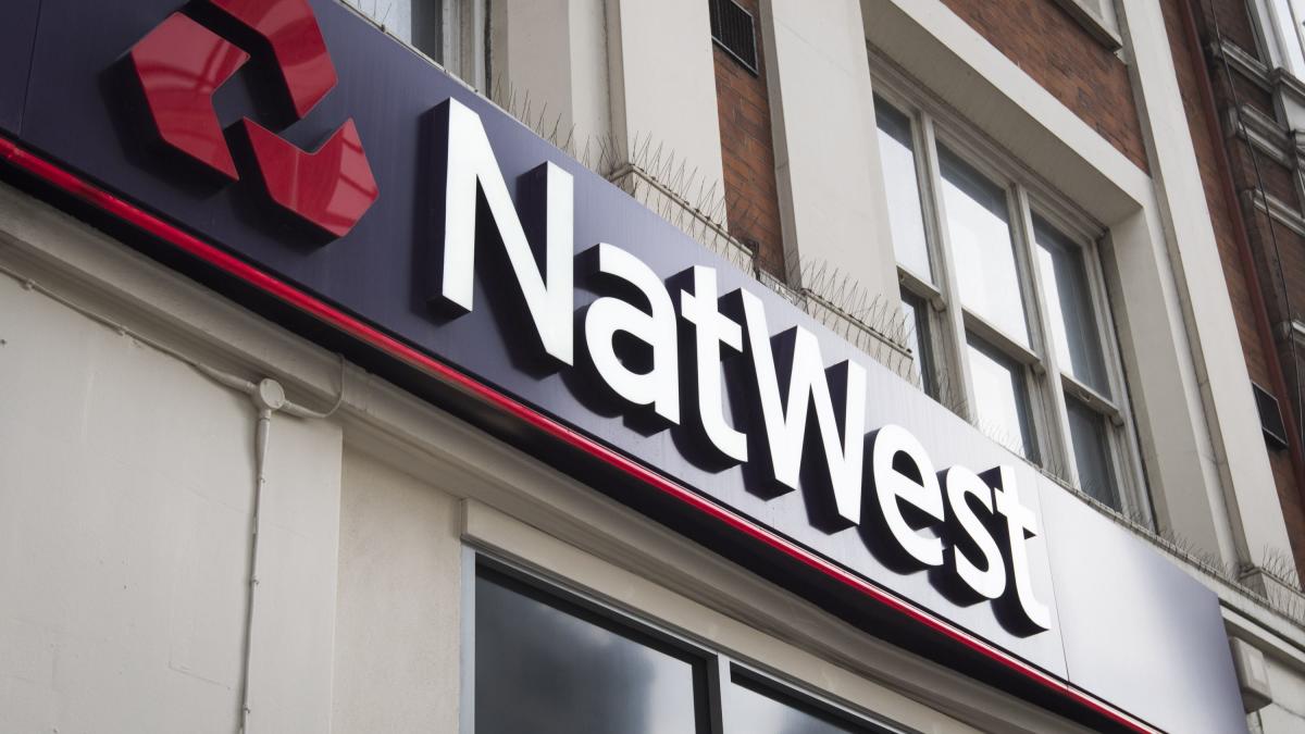 Analysts warn: NatWest share sale in danger after announcement of general elections