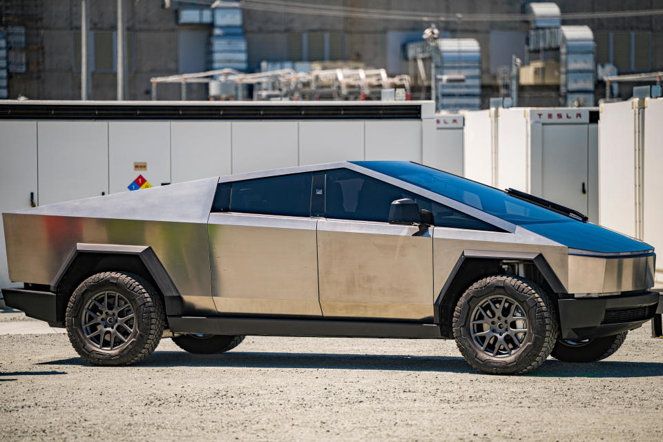 The Tesla Cybertruck during a tour of the Elkhorn Battery Energy Storage System in Moss Landing, California, U.S., on Monday, June 6, 2022.  / Credit: Bloomberg