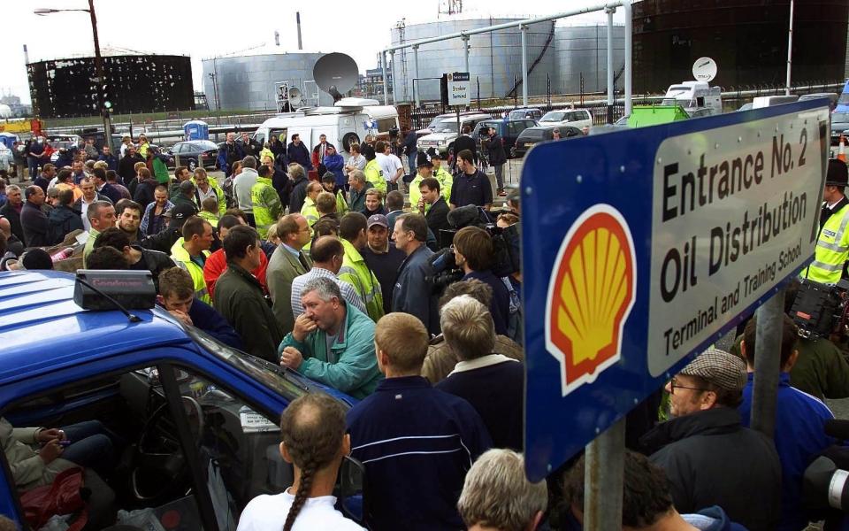 2000 petrol protests - Phil Noble/PA