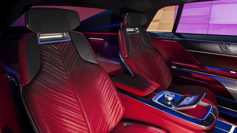 Rear seats and middle console of the Cadillac Celestiq show car