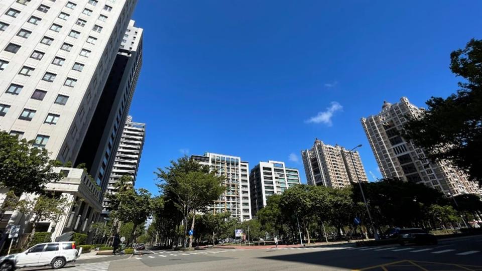 專家指出，大新竹的房價漲勢不容小覷，而且漲幅「不是一般剛需造成」，認為市場上仍充斥炒房行為。（封面示意圖／東森新聞資料畫面）
