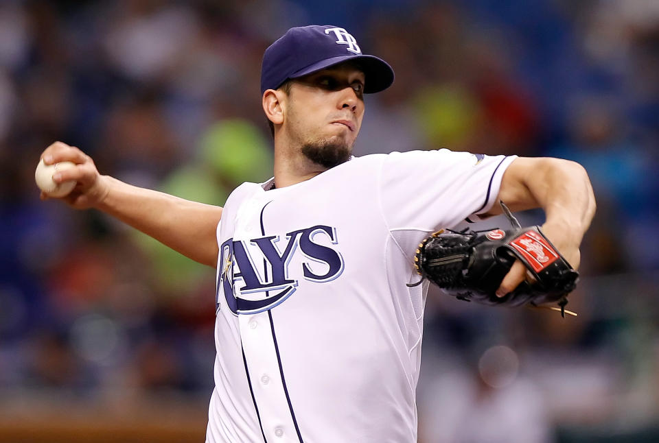 ST PETERSBURG, FL - JUNE 16: : Pitcher James Shields #33 of the Tampa Bay Rays pitches against the Miami Marlins during the game at Tropicana Field on June 16, 2012 in St. Petersburg, Florida. (Photo by J. Meric/Getty Images)