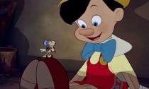 <p>Diese Realverfilmung eines Disney-Zeichentrickklassikers steckt noch in den Kinderschuhen. Tom Hanks soll Interesse an der Rolle des Tischlers Gepetto bekundet haben. “Pinocchio” war 1940 der zweite abendfüllende Zeichentrickfilm der Walt-Disney-Studios. (Bild: Disney) </p>