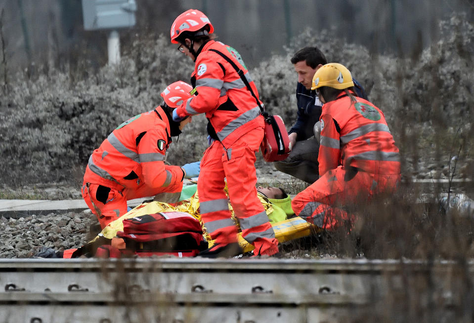 Deadly commuter train derailment near Milan