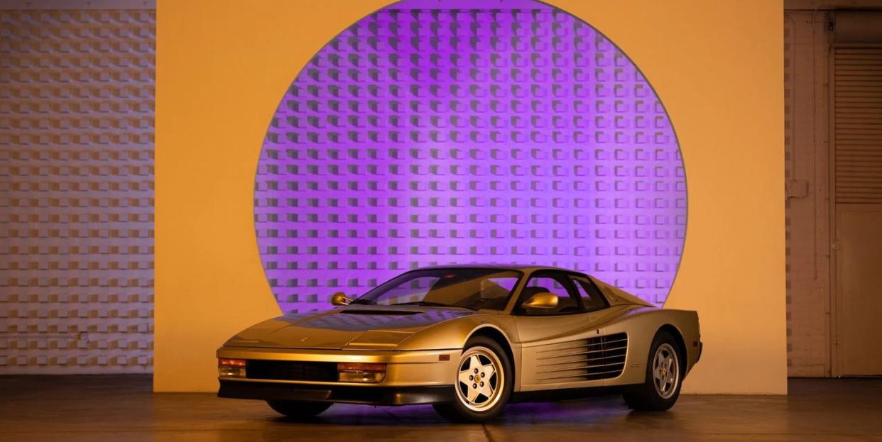 1988 ferrari testarossa front