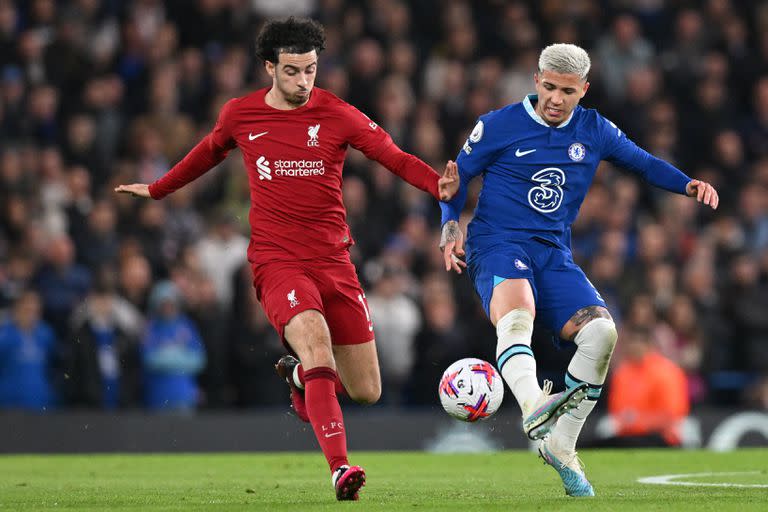 Chelsea y Liverpool no se sacaron diferencias en el partido pendiente de la fecha 8; ambos están fuera de zona de clasificación a copas internacionales