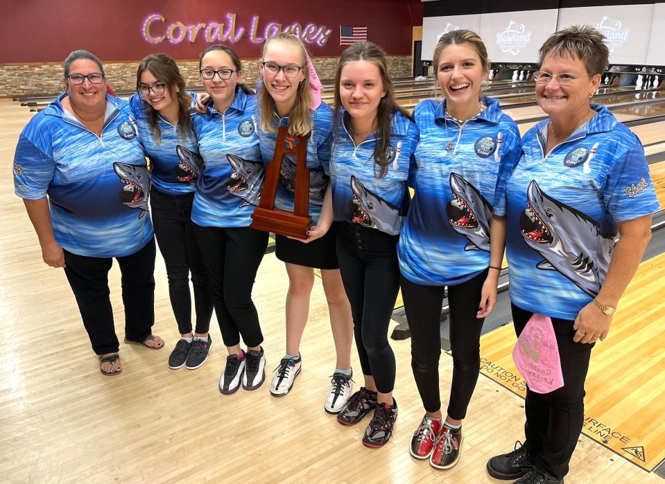 Oasis was the 2022 District 6 girls bowling runner-up.