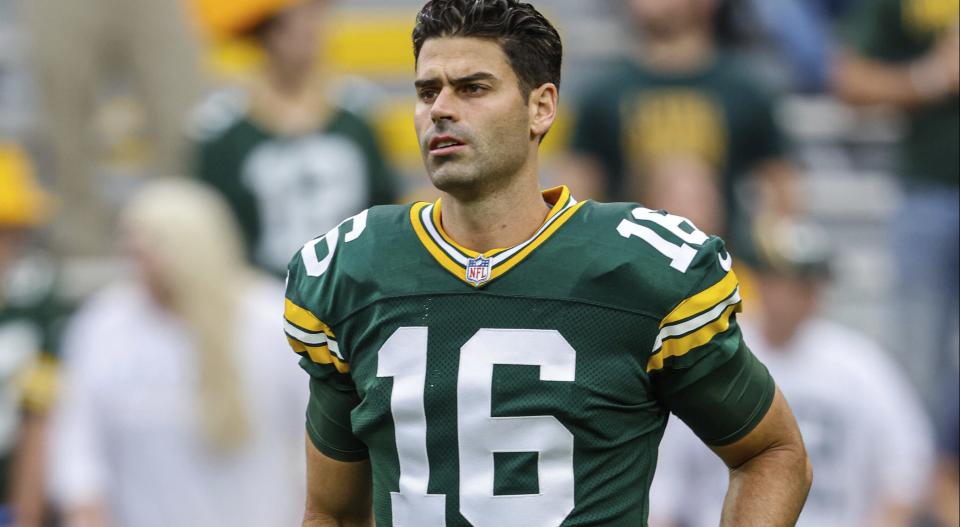 Green Bay Packers punter Pat O’Donnell (16) runs on the field before their game against the <a class="link " href="https://sports.yahoo.com/nfl/teams/chicago/" data-i13n="sec:content-canvas;subsec:anchor_text;elm:context_link" data-ylk="slk:Chicago Bears;sec:content-canvas;subsec:anchor_text;elm:context_link;itc:0">Chicago Bears</a> Sunday, Sept. 18, 2022, in Green Bay, Wis. (AP Photo/Jeffrey Phelps)