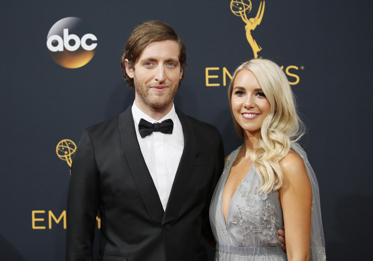 Thomas Middleditch says he and his wife are swingers picture image