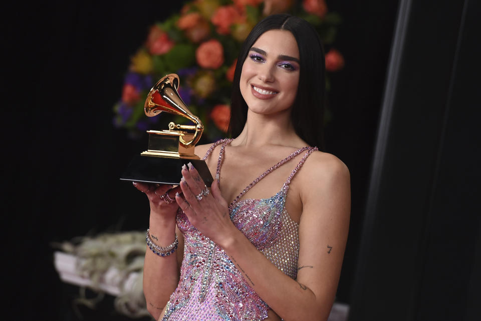 <p>Il Grammy per il migliore album pop va a Dua Lipa per il suo <em>Future Nostalgia</em>. (Photo by Jordan Strauss/Invision/AP)</p> 