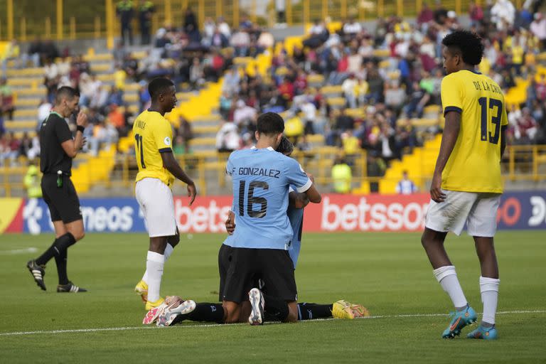 Uruguay acumula dos victorias en el hexagonal final del Sudamericano  y está cerca del Mundial