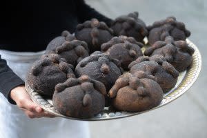 Pan de muerto de chocolate