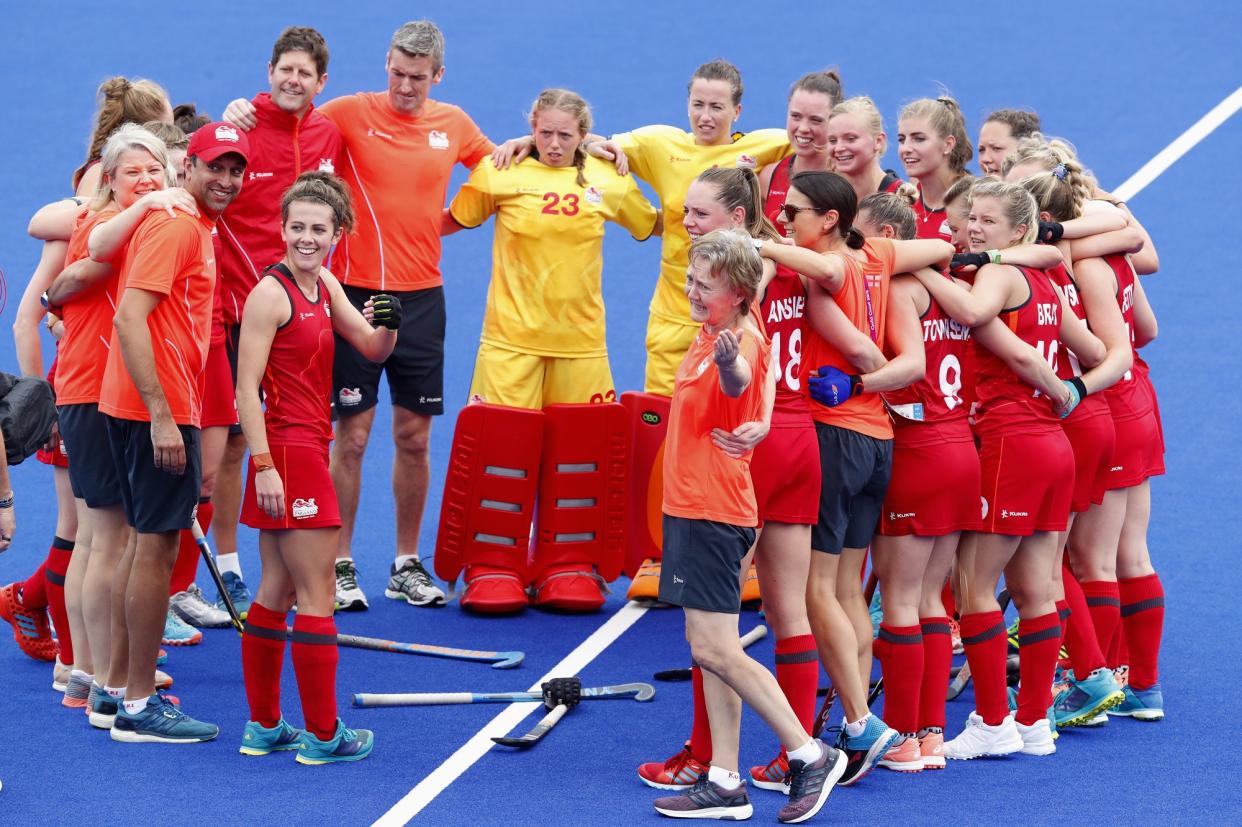 Hockey - Gold Coast 2018 Commonwealth Games -  Women's Bronze Medal Match - England v India - Gold Coast Hockey Centre - Gold Coast, Australia - April 14, 2018. England players celebrate after winning the match. REUTERS/David Gray