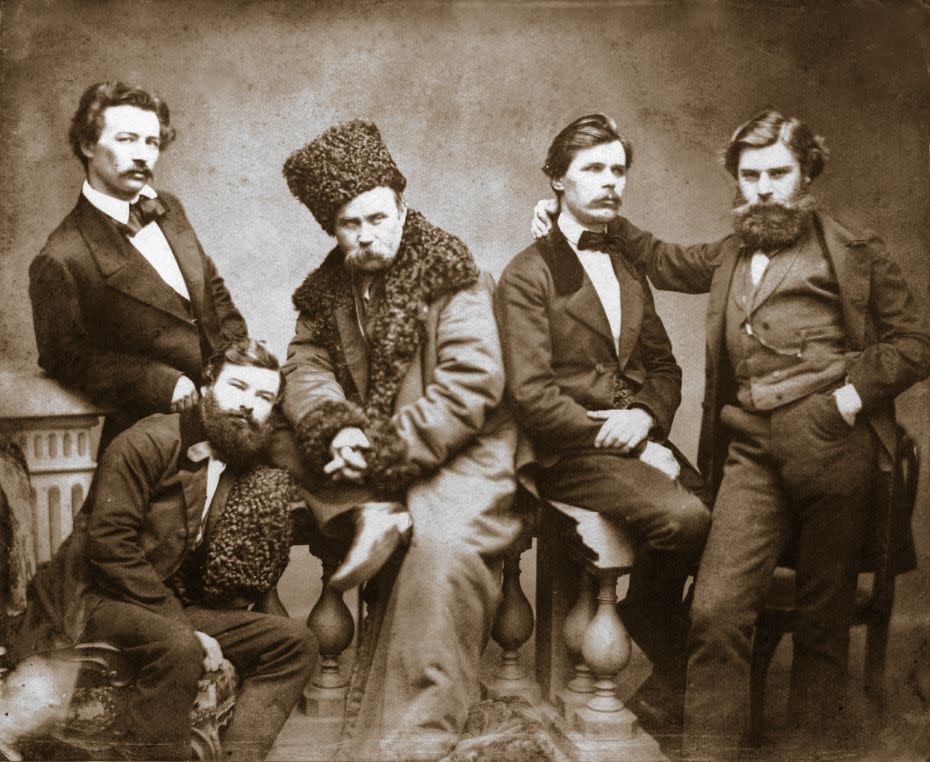 Ukrainian poet and writer Taras Shevchenko among friends in St Petersburg, 1859. Left to right: O. Lazarevsky, M.Lazarevsky, T. Shevchenko, G. Chestahivskyy, P. Yakushkin. (Wikimedia)