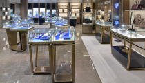 <p>Team USA doesn’t even have to leave the cruise ship to do some shopping. (silversea.com) </p>