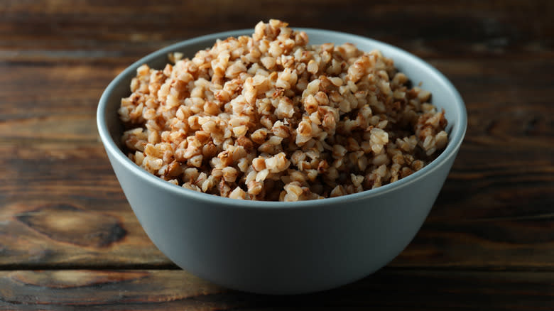 bowl of cooked buckwheat