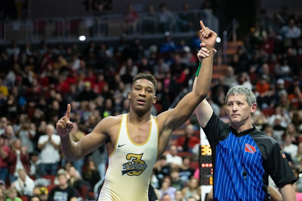 Dreshaun Ross, Fort Dodge, wins the Class 3A 195-pound state wrestling championship, on Saturday, Feb. 18, 2023, at Wells Fargo Arena, in Des Moines.