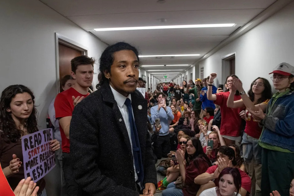 Rep. Justin Jones (D-Nashville), speaks to a group made up of mainly high school students during their sit in to demand answers on what representatives plan to do on gun reform in the state of Tennessee, at the Cordell Hull State Office Building a week after the mass shooting at The Covenant School, in Nashville, Tennessee, U.S. April 3, 2023.  (Nicole Hester/USA Today Network via REUTERS)