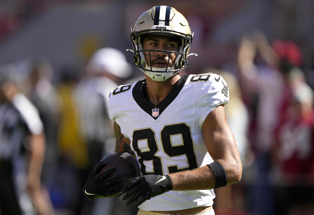 Saints' Samson Nacua nearly runs for 109-yard kick-six TD, but steps out at 3-yard line - Yahoo Sports