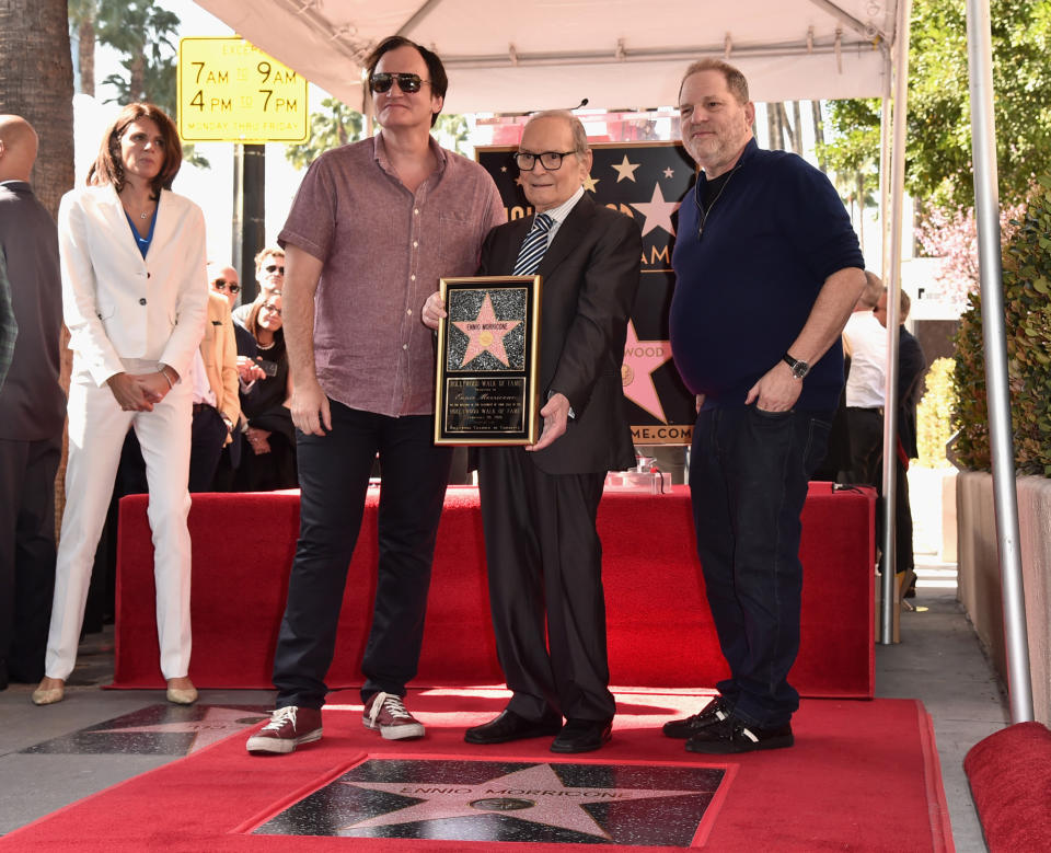 Neben Harvey Weinstein war auch Quentin Tarantino dabei, als Ennio Morricones Stern auf dem Hollywood Walk Of Fame 2016 feierlich enthüllt wurde. (Bild: Alberto E. Rodriguez/Getty Images)